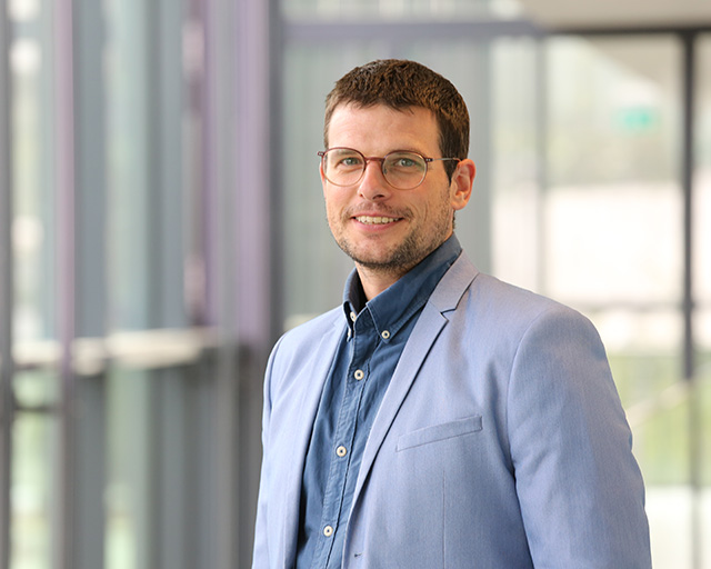 Patrick Wolf, Fraunhofer IESE